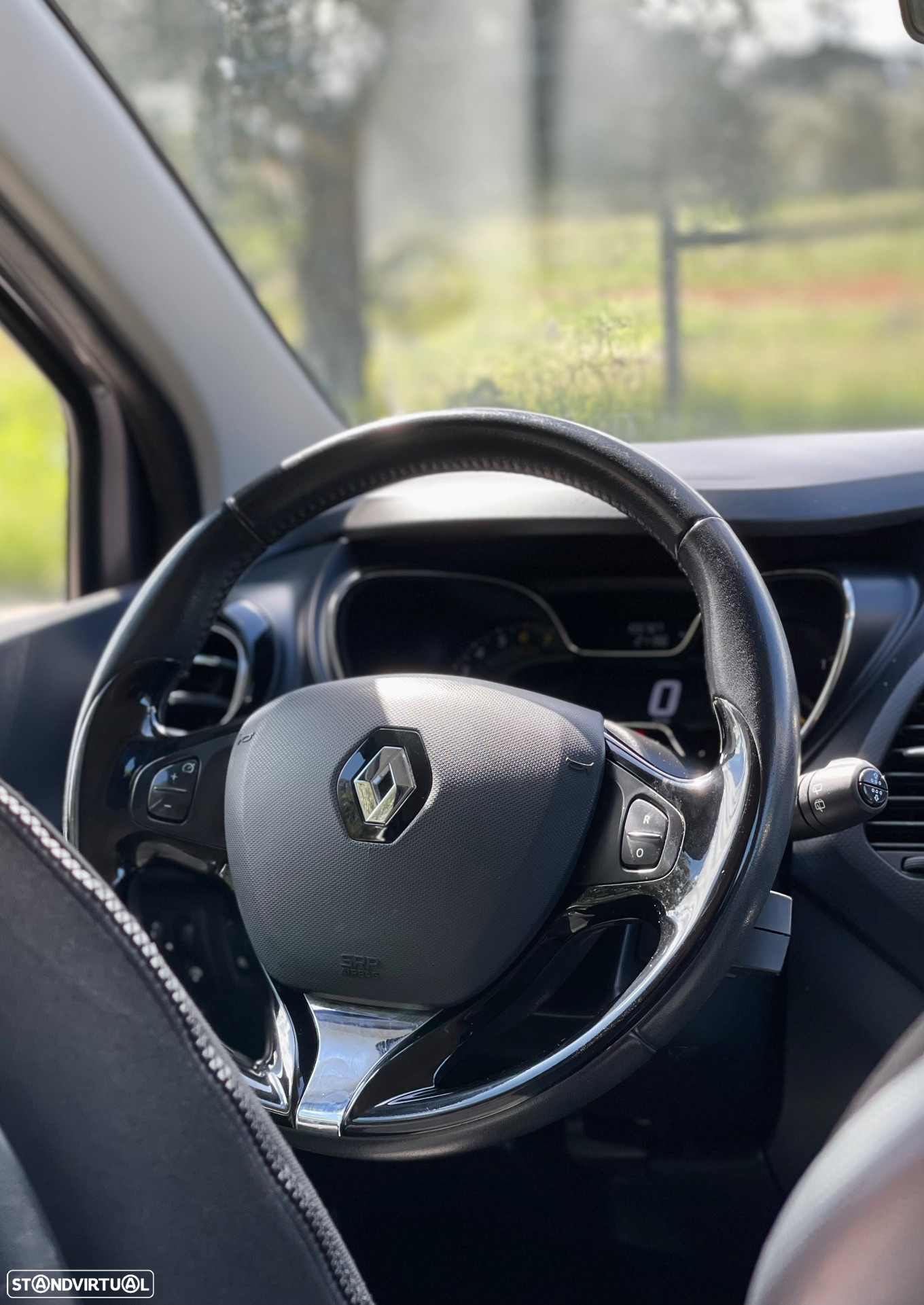 Renault Captur 0.9 TCE Exclusive - 13