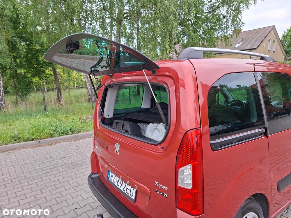 Peugeot Partner 90 Family - 11