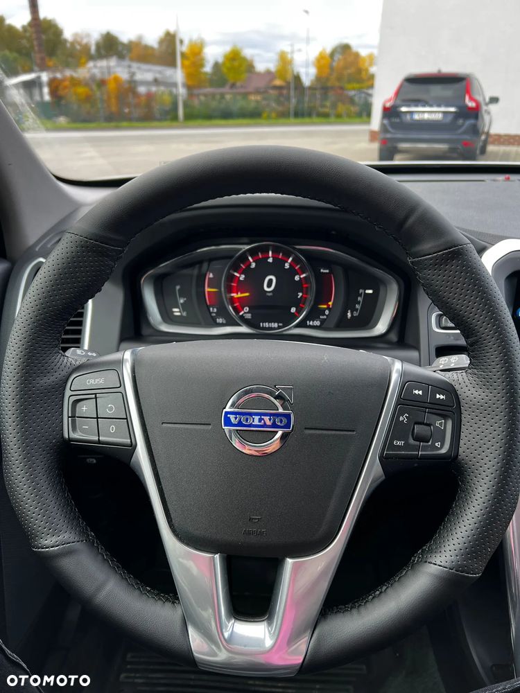 Volvo XC 60 - 16