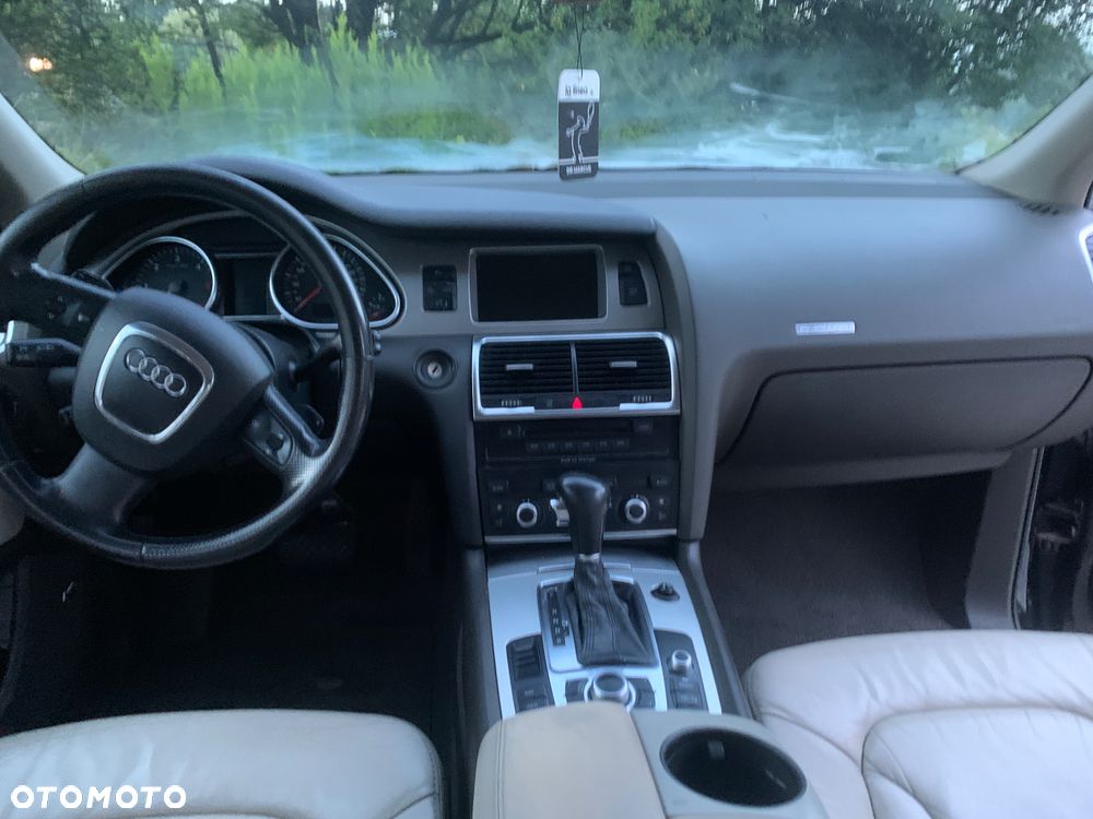 Audi Q7 3.0 TDI Quattro Tiptronic - 18