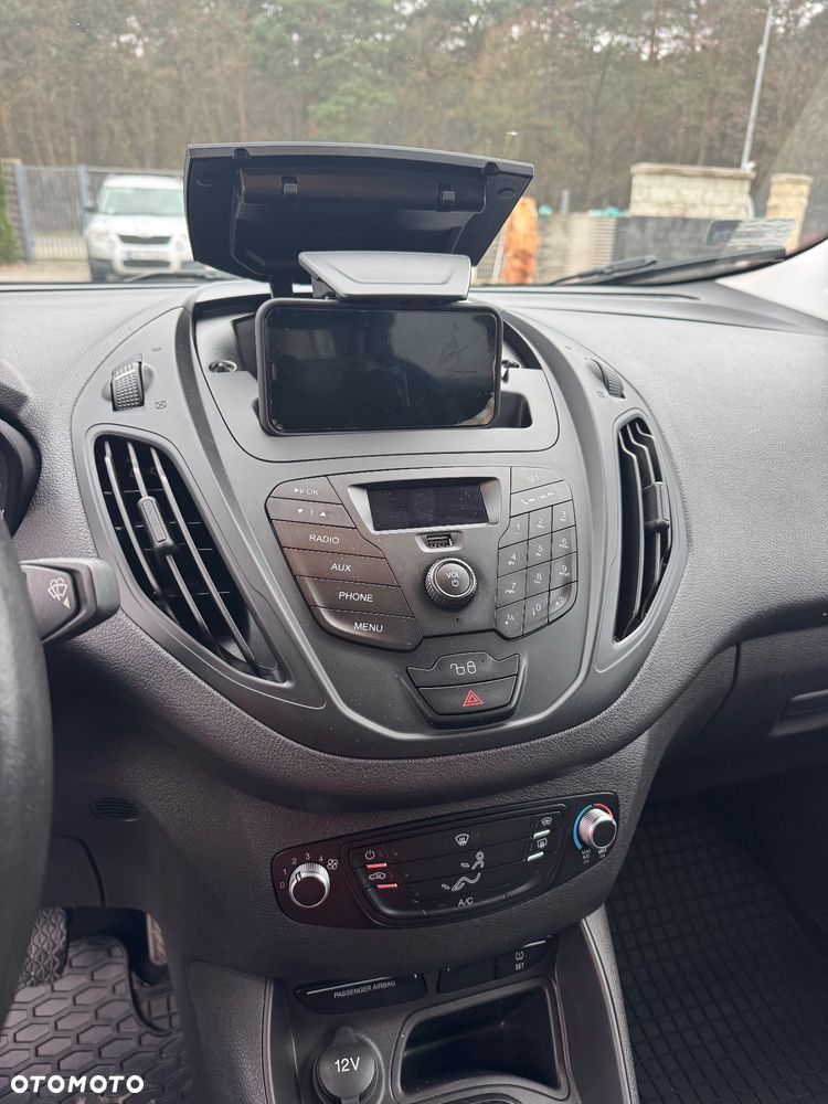 Ford Tourneo Courier 1.5 TDCi Trend - 11