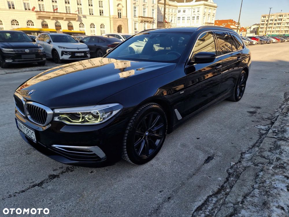 BMW Seria 5 530d xDrive Sport Line - 2