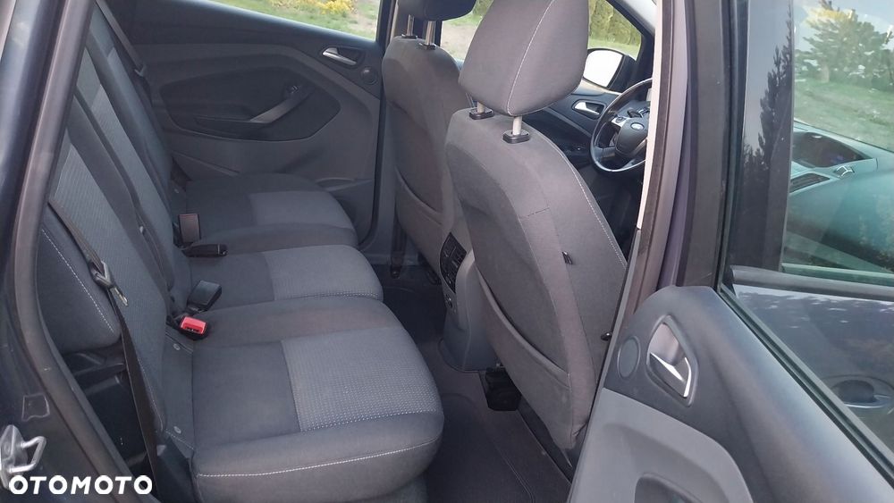 Ford C-MAX - 13