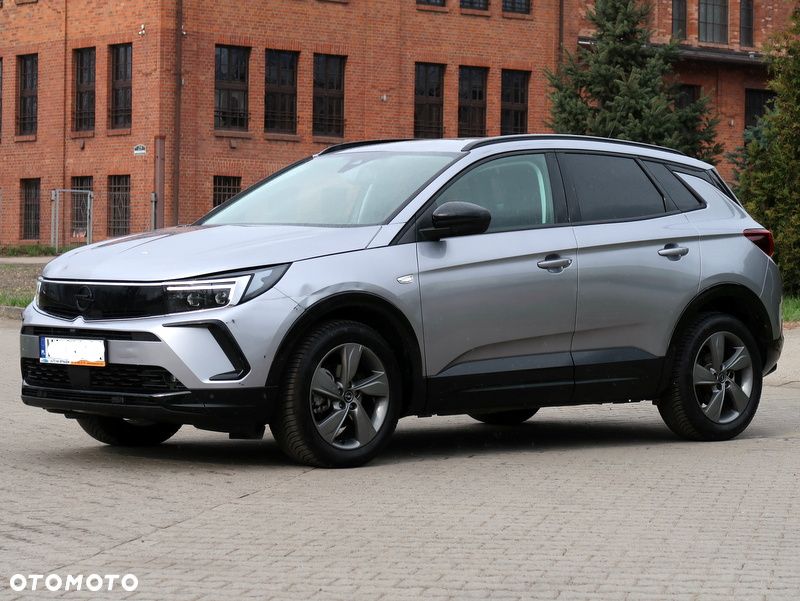 Opel Grandland 1.2 T GS S&S - 8