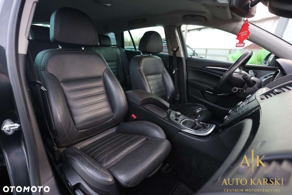 Opel Insignia - 38