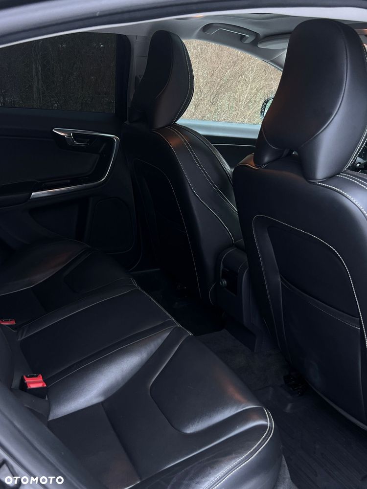 Volvo S60 T5 Geartronic RDesign - 6