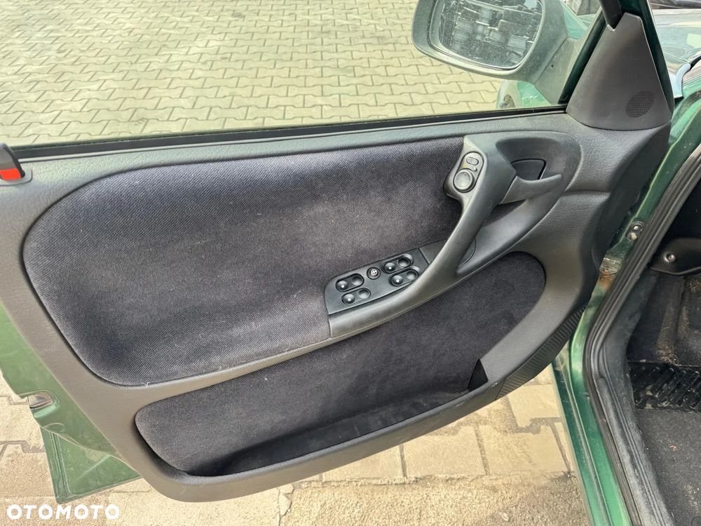 Opel Astra 1997 poj. 1.6 benzyna 75 KM - NA CZĘŚCI - 10