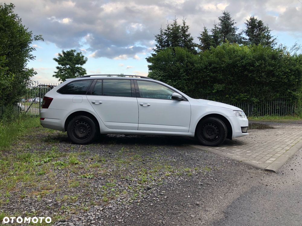 Skoda Octavia 1.4 TSI Joy DSG - 4