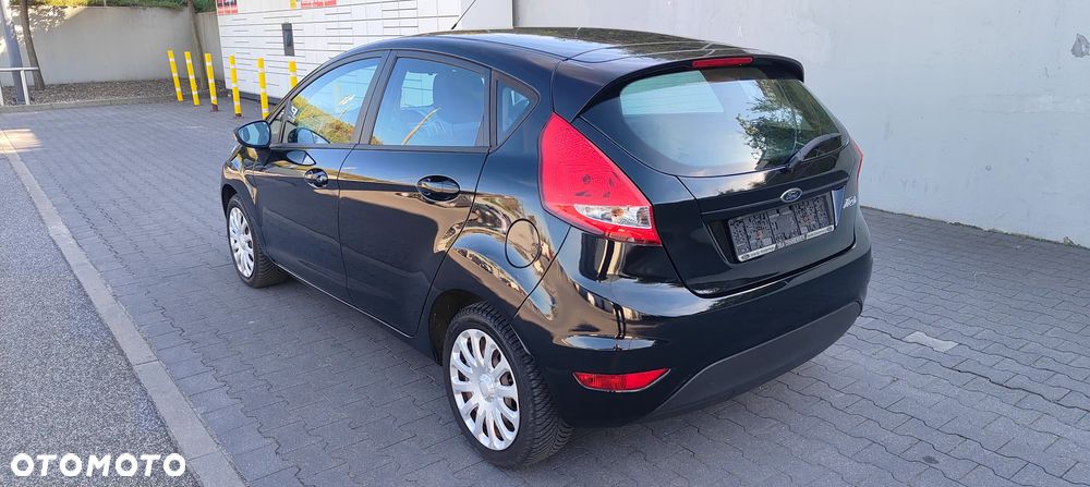 Ford Fiesta - 20