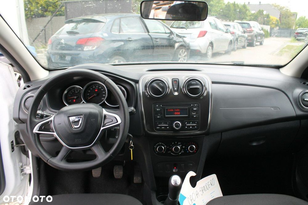 Dacia Sandero - 11