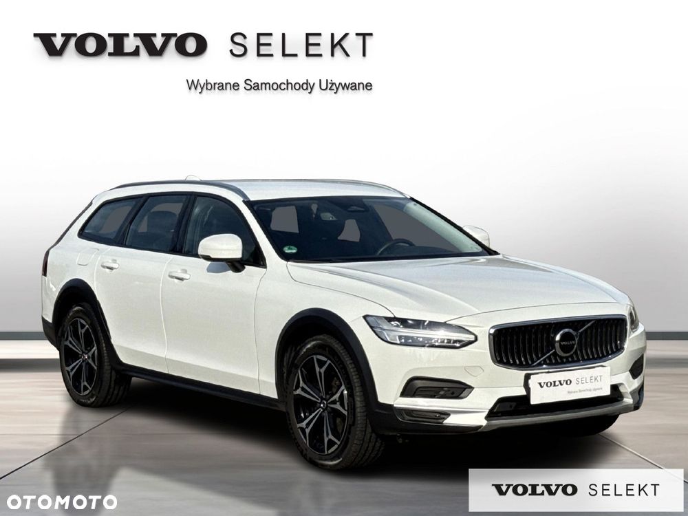 Volvo V90 Cross Country - 8