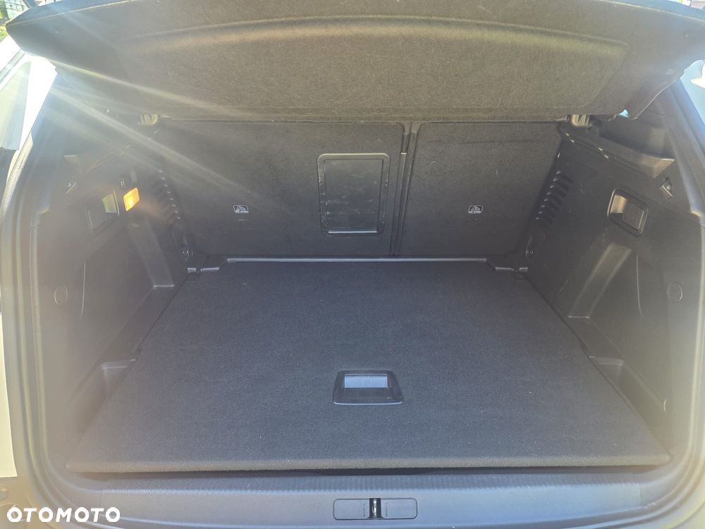 Peugeot 3008 PureTech 130 Stop & Start GPF EAT8 Active - 10