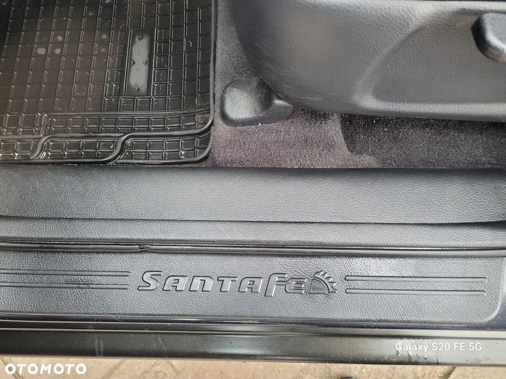 Hyundai Santa Fe - 20