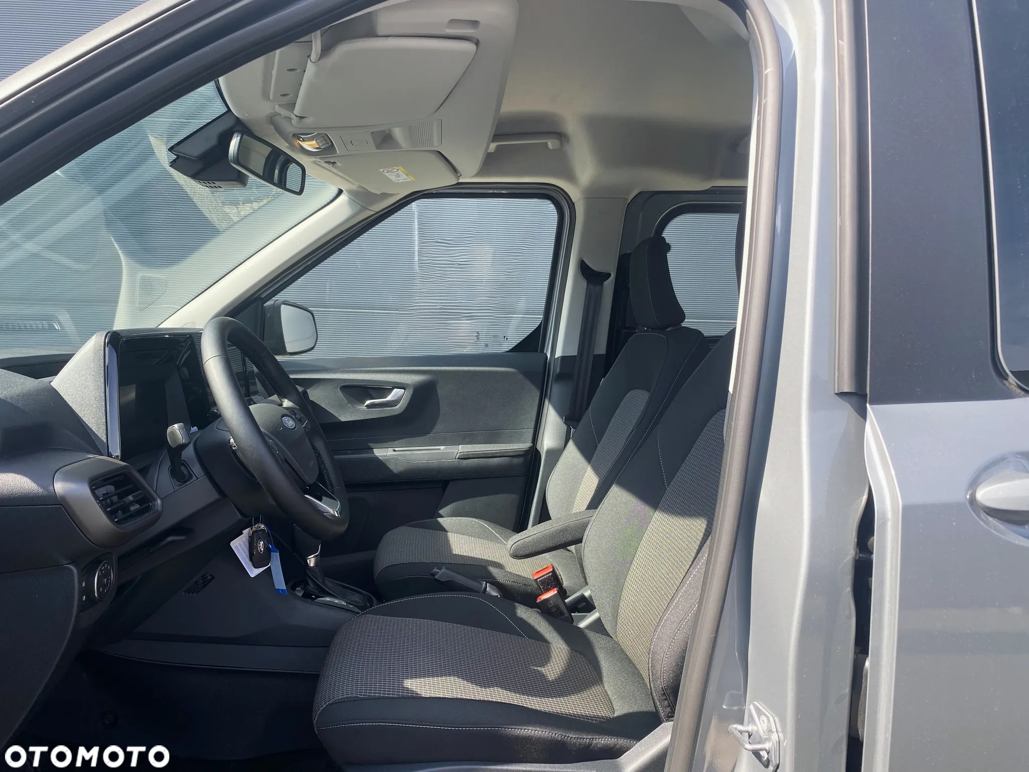 Ford Tourneo Courier 1.0 EcoBoost Trend - 8