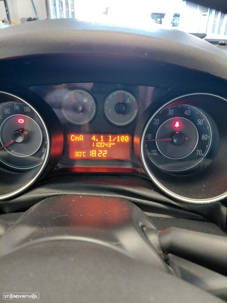 Fiat Punto 1.3 M-Jet Easy S&S - 11