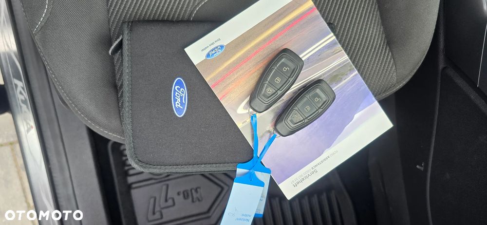 Ford Kuga 1.5 EcoBoost 2x4 Business Edition - 27