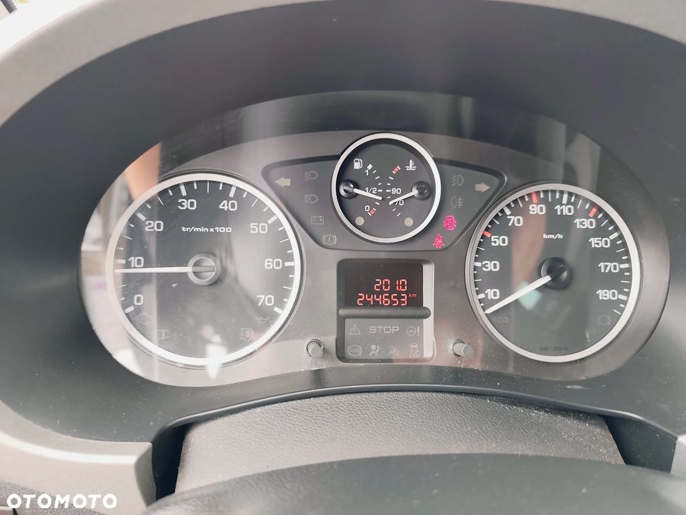 Peugeot Partner Tepee HDi FAP 110 Premium - 14