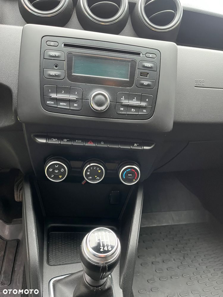 Dacia Duster TCe 125 4x4 Blackshadow - 17