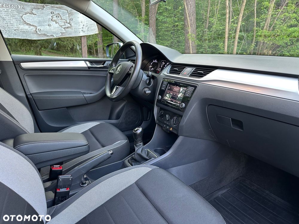 Skoda RAPID 1.0 TSI Ambition - 9
