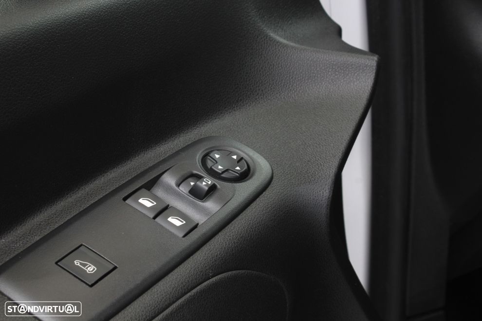 Opel Combo Combo Cargo L1h1 E15dt - 22