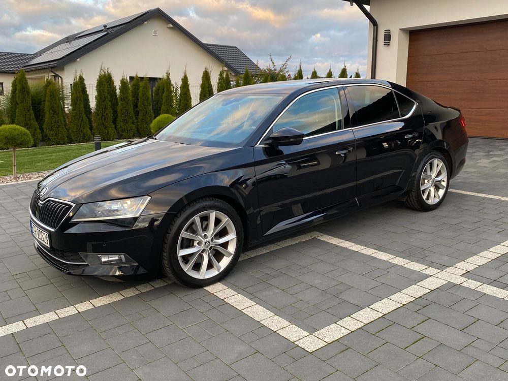 Skoda Superb 2.0 TDI L&K - 11