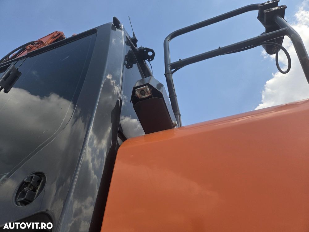 Hitachi ZX300LCN-6, 2019, 8.944h, cupa NOUA 1,8mc, 31,6tone, Ad sapare 7,5m, latime 3m, camere spate si laterale, inst picon si rotire pe brate, consum mediu 19,6l, lant 90% ok doar 721h deplasare, avertizare antirasturnare, posibl leasing-PROMOTIE 93.900Eur - 21