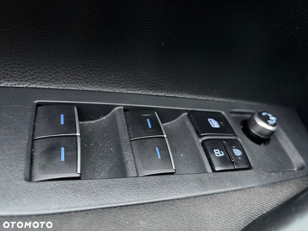 Toyota Corolla - 20