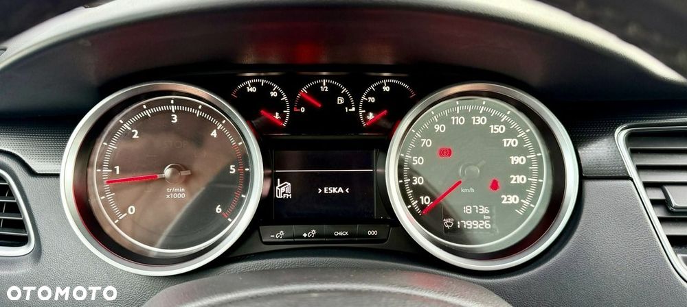 Peugeot 508 2.0 BlueHDi Allure S&S - 21