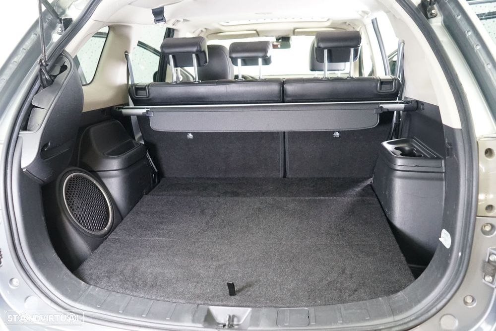 Mitsubishi Outlander 2.0 4WD Plus - 41