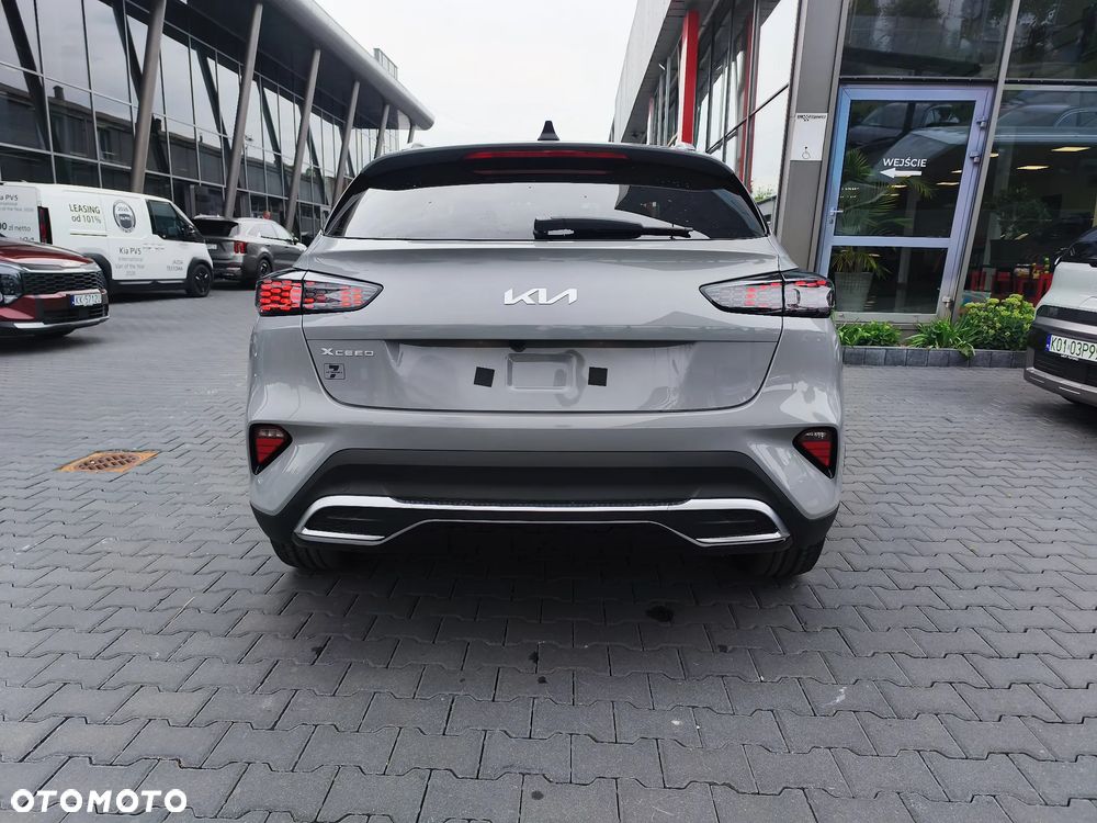 Kia XCeed 1.6 T-GDI Tribute DCT - 6