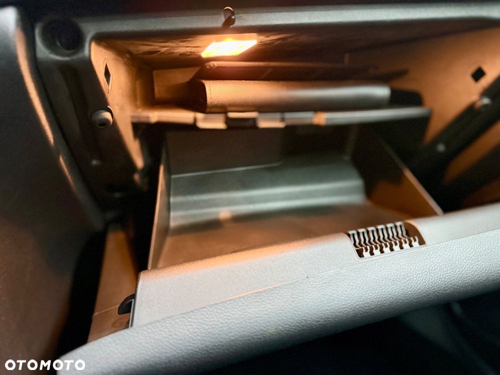 Opel Astra 1.6 Active - 25