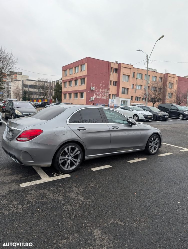 Mercedes-Benz C - 6