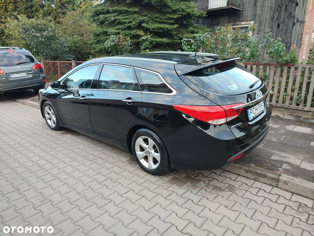 Hyundai i40 Kombi 1.7 CRDi DCT Premium - 25