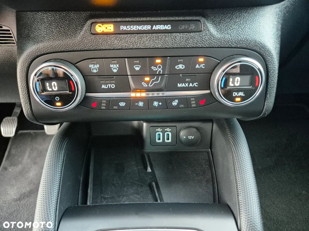 Ford Focus 1.6 TDCi Titanium - 36
