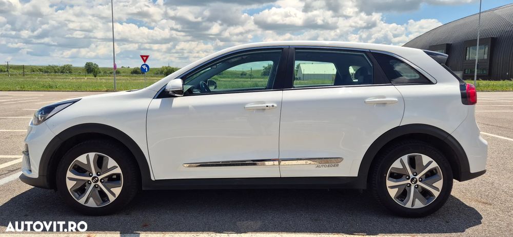 Kia Niro e-Niro 150 kW Future - 13