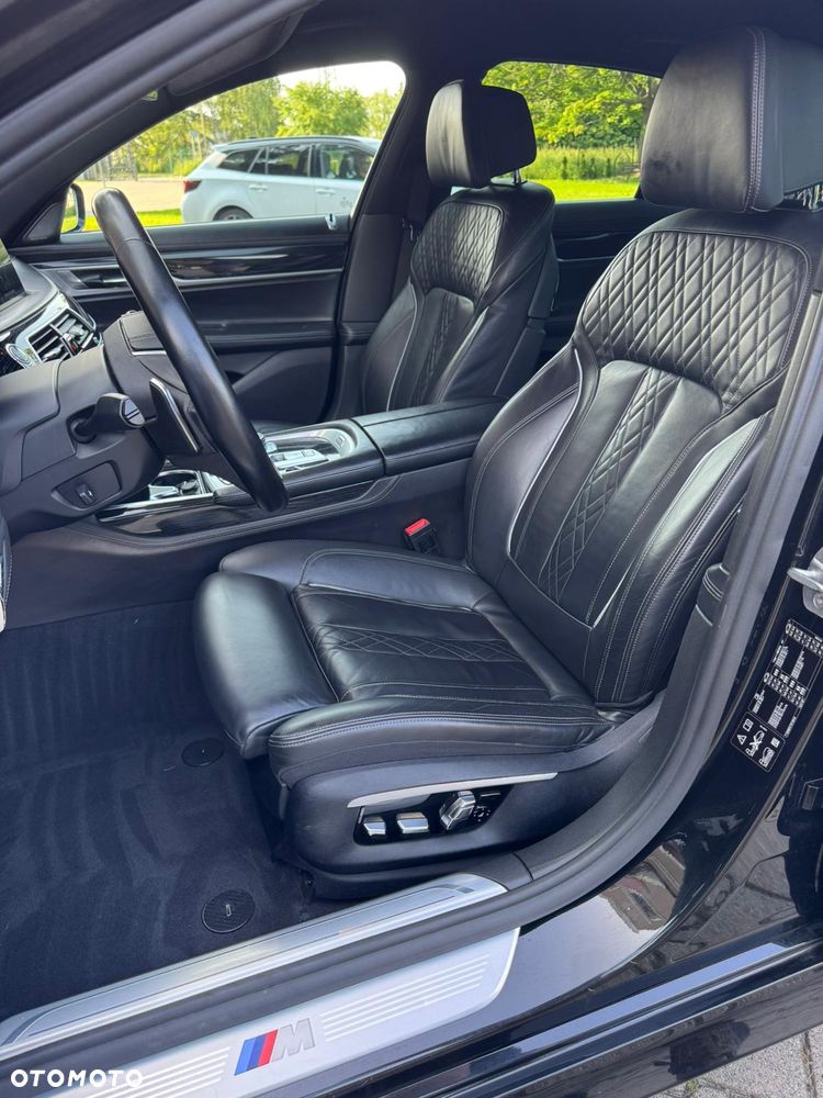 BMW Seria 7 750d xDrive - 12