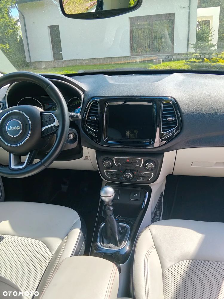 Jeep Compass - 9