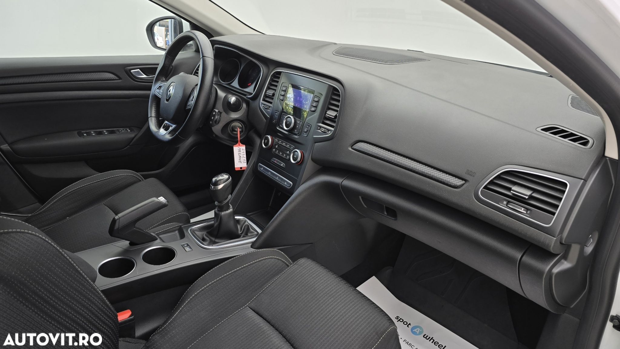 Renault Megane Blue dCi 116 Zen - 20