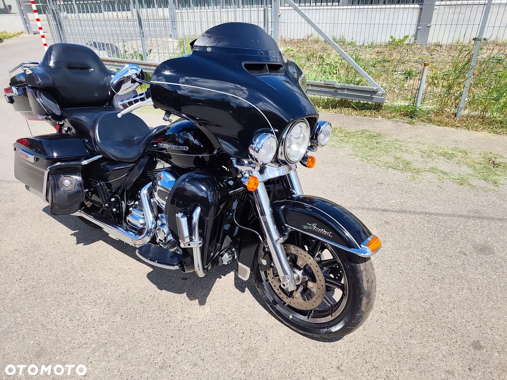 Harley-Davidson FLHTCU Ultra - 4