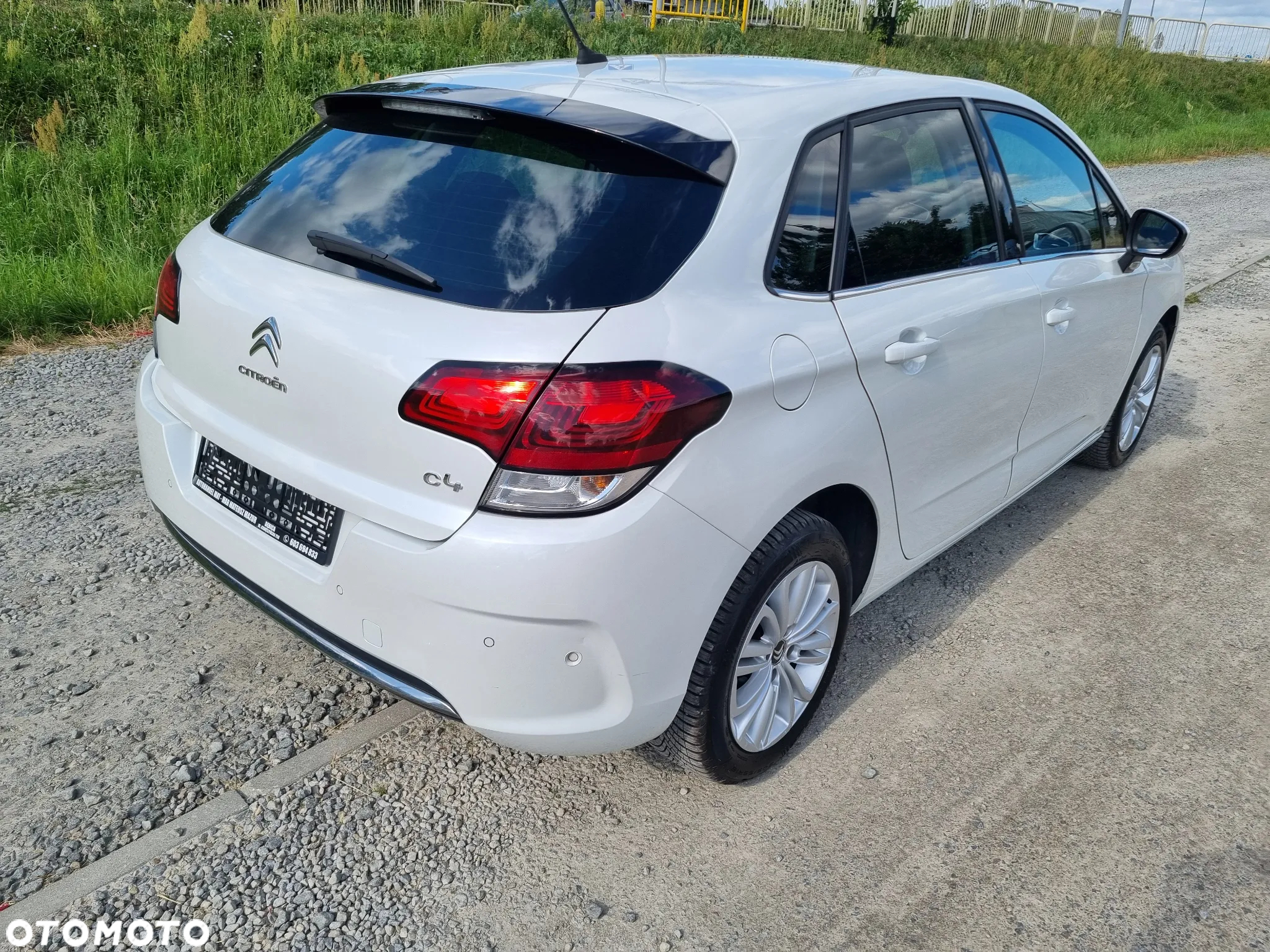 Citroën C4 PureTech 130 Stop & Start Exclusive - 8