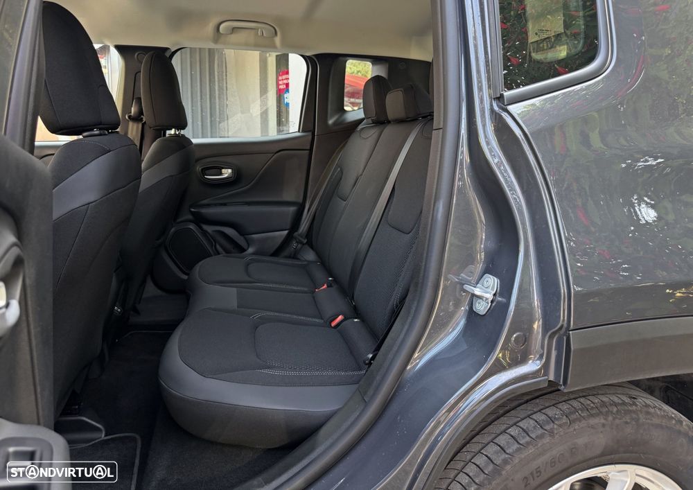 Jeep Renegade 1.5 TG e-Hybrid Altitude DCT - 22