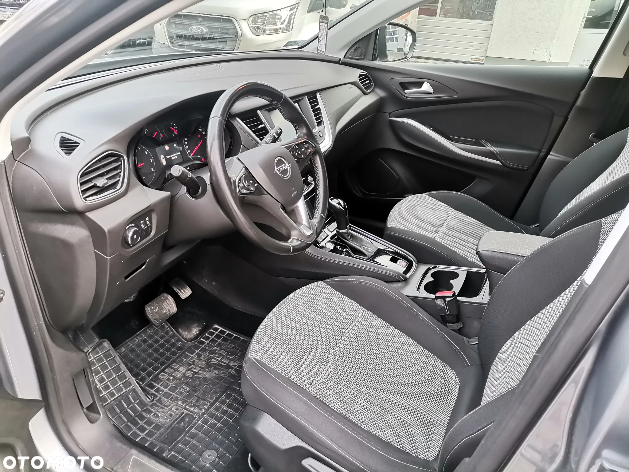 Opel Grandland X 1.2 T GPF Enjoy S&S - 11