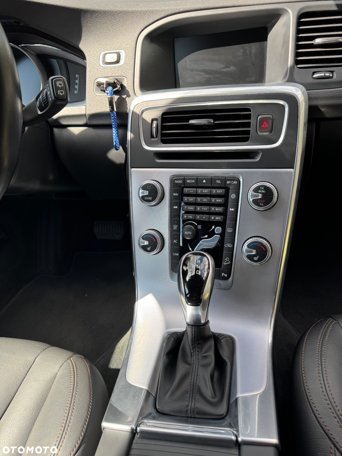 Volvo V60 Cross Country D4 AWD Summum - 6