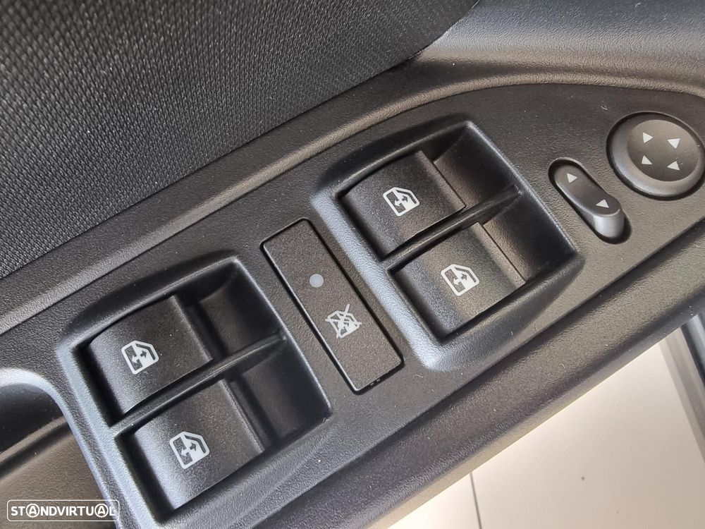 Fiat Tipo Station Wagon 1.3 M-Jet Street — fotografia 13