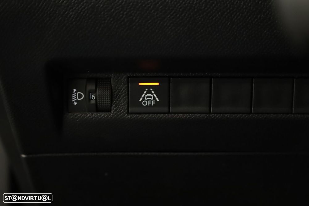 Peugeot 2008 1.2 PureTech Allure - 20