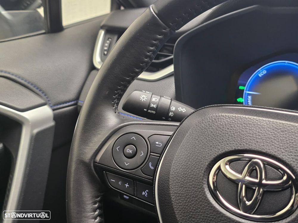 Toyota RAV4 2.5 HDF Square Collection - 23