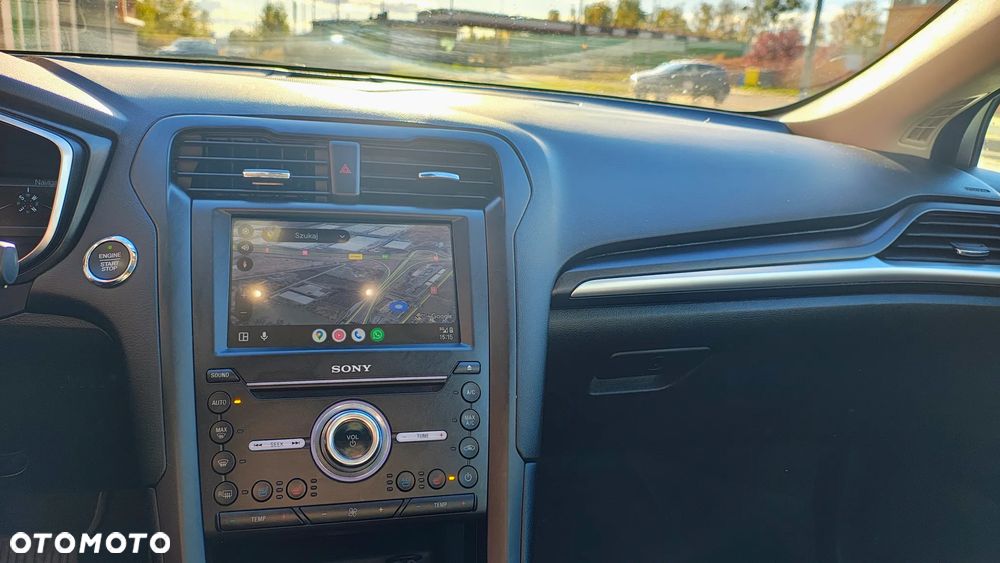 Ford Fusion 2.0 EcoBoost Titanium - 15