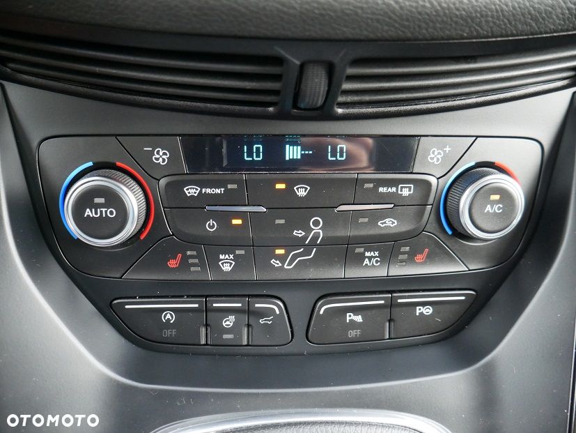 Ford Kuga 2.0 TDCi 4x4 Titanium - 20