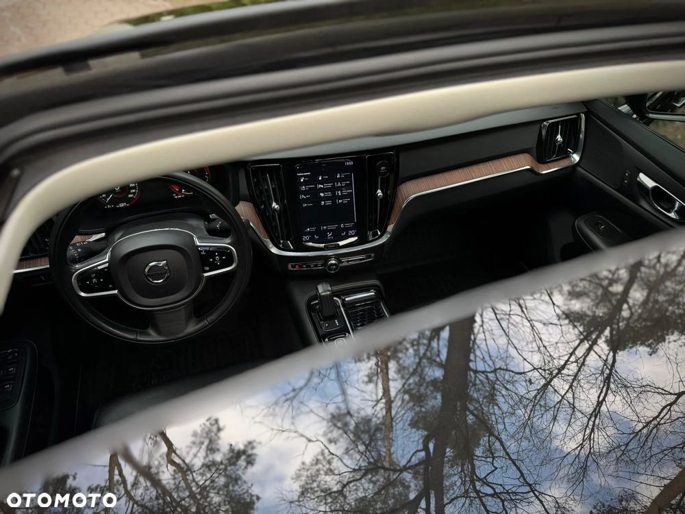 Volvo S60 T8 Recharge AWD Geartronic RDesign - 12