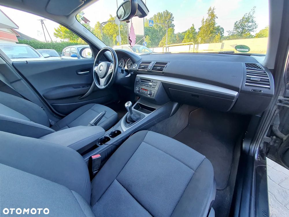 BMW Seria 1 - 23